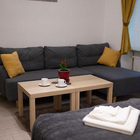 Lukas Guest Rooms Красков Екстериор снимка