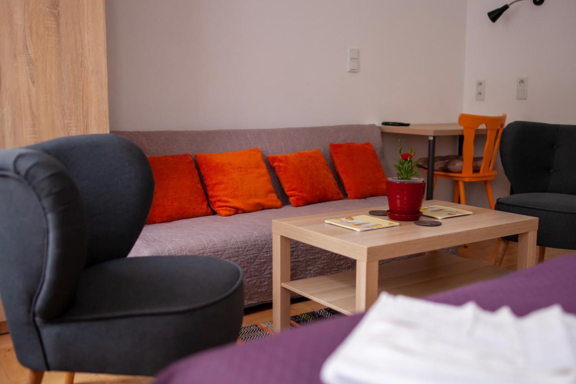 Lukas Guest Rooms Красков Екстериор снимка
