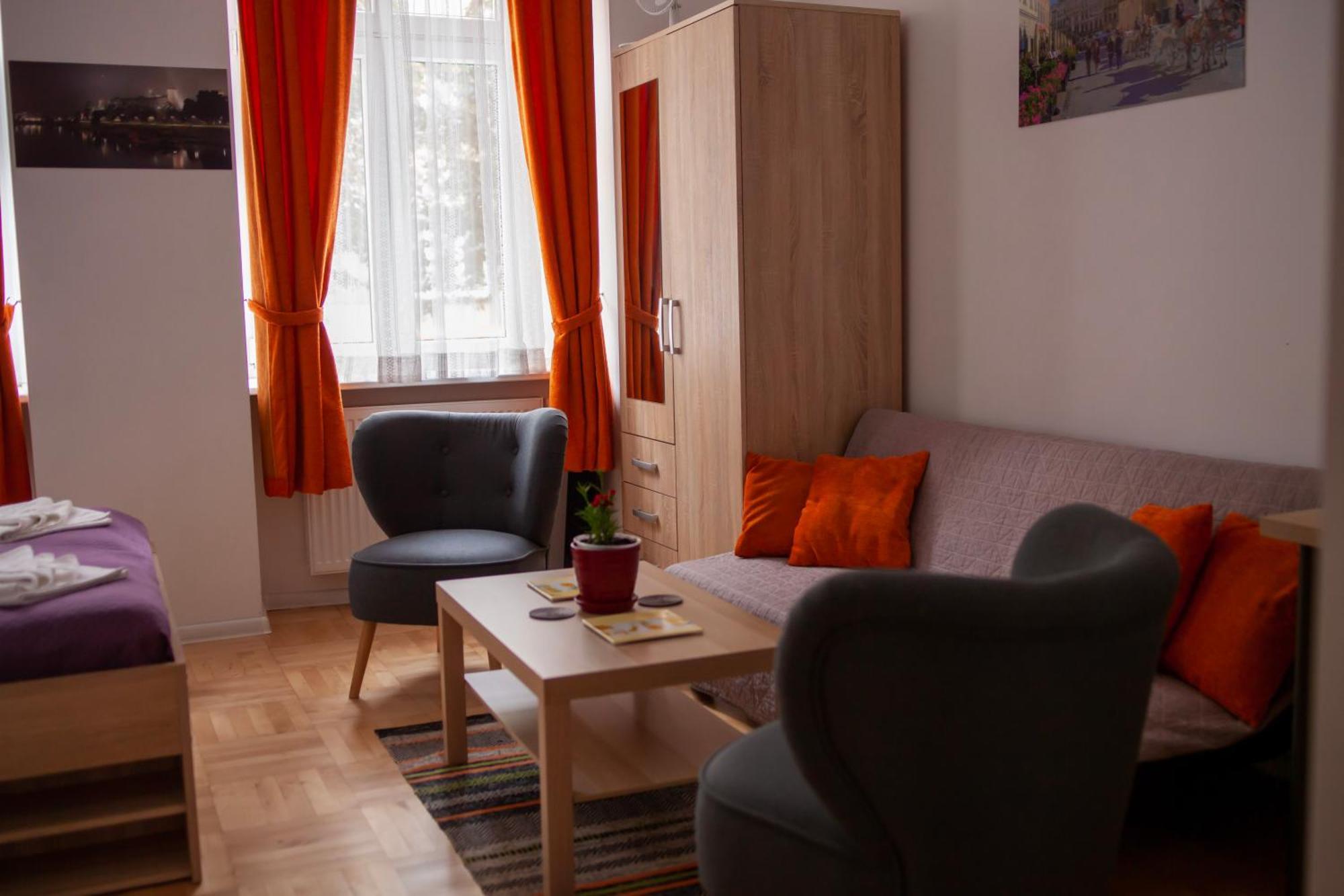 Lukas Guest Rooms Красков Екстериор снимка